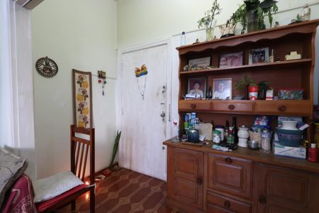 Apartamento à venda com 49m², 1 quarto e sem vagaSala