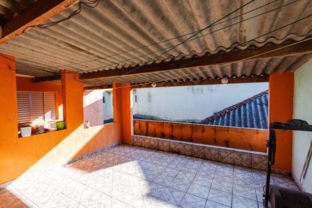 Casa à venda com 170m², 2 quartos e 2 vagas Casa à venda com 170m², 2 quartos e 2 vagasÁrea comum