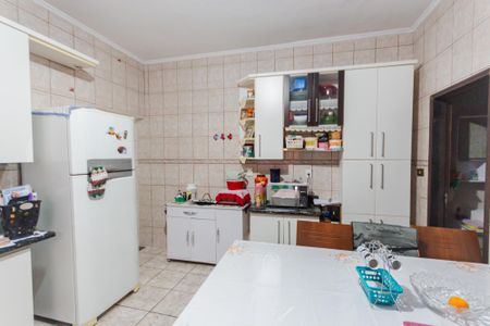 Casa à venda com 170m², 2 quartos e 2 vagas Casa à venda com 170m², 2 quartos e 2 vagasCozinha