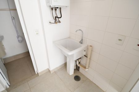 Casa de condomínio à venda com 164m², 4 quartos e 2 vagasÁrea de Serviço