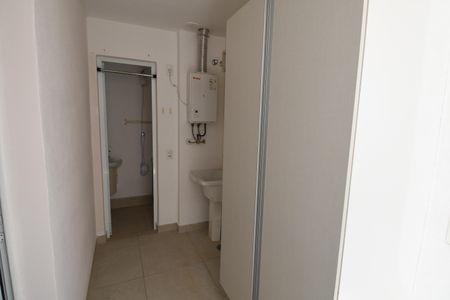 Casa de condomínio à venda com 164m², 4 quartos e 2 vagasÁrea de Serviço