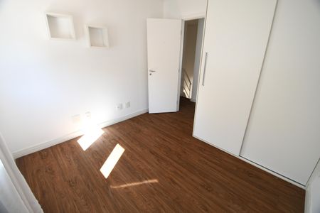 Casa de condomínio à venda com 164m², 4 quartos e 2 vagasQuarto 1