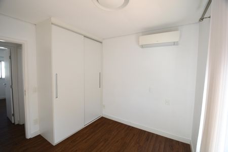 Casa de condomínio à venda com 164m², 4 quartos e 2 vagasQuarto 1