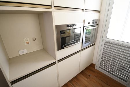 Casa de condomínio à venda com 164m², 4 quartos e 2 vagasCozinha