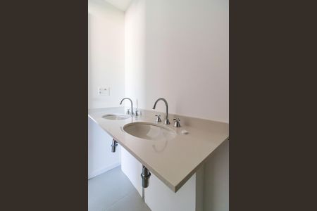 Apartamento à venda com 181m², 3 quartos e 3 vagas Apartamento à venda com 181m², 3 quartos e 3 vagasBanheiro