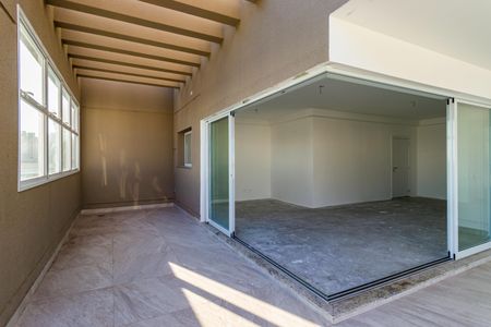Apartamento à venda com 181m², 3 quartos e 3 vagas Apartamento à venda com 181m², 3 quartos e 3 vagasTerraço