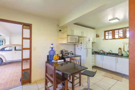 Casa à venda com 260m², 4 quartos e 3 vagasCozinha