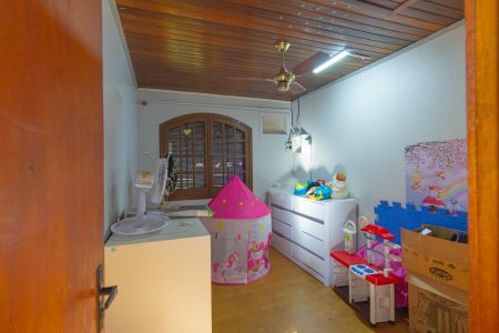 Casa à venda com 260m², 4 quartos e 3 vagasQuarto 2