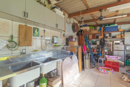 Casa à venda com 260m², 4 quartos e 3 vagasLavanderia