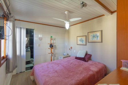 Casa à venda com 260m², 4 quartos e 3 vagasSuíte