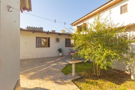 Casa à venda com 260m², 4 quartos e 3 vagasQuintal