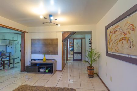 Sala de casa para alugar com 4 quartos, 260m² em Olaria, Canoas