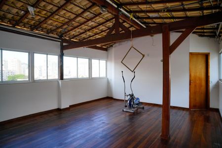 Casa para alugar com 400m², 4 quartos e 2 vagas Casa para alugar com 400m², 4 quartos e 2 vagasÁrea Externa