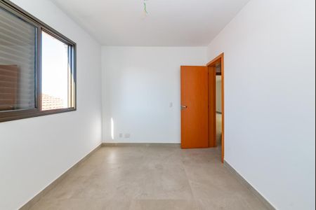 Apartamento à venda com 111m², 3 quartos e 2 vagas Apartamento à venda com 111m², 3 quartos e 2 vagasQuarto 1