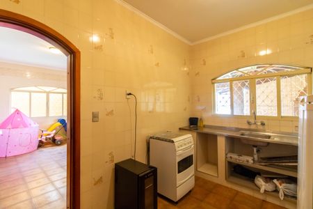 Casa à venda com 500m², 5 quartos e 6 vagas Casa à venda com 500m², 5 quartos e 6 vagasÁrea comum