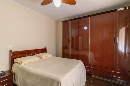 Casa à venda com 500m², 5 quartos e 6 vagas Casa à venda com 500m², 5 quartos e 6 vagasSuíte 4