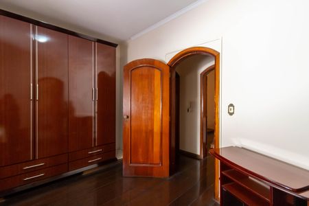 Casa à venda com 500m², 5 quartos e 6 vagas Casa à venda com 500m², 5 quartos e 6 vagasSuíte 3