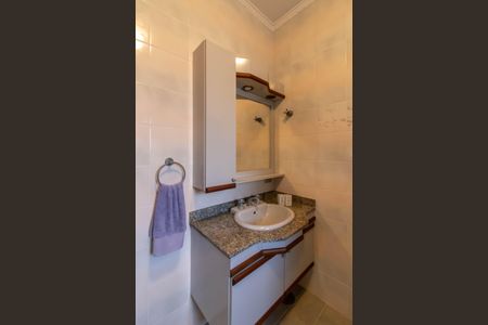 Casa à venda com 500m², 5 quartos e 6 vagas Casa à venda com 500m², 5 quartos e 6 vagasSuíte 3 Banheiro