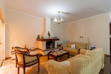 Sala de casa à venda com 5 quartos, 500m² em Vila Galvão, Guarulhos