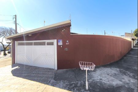 Casa à venda com 120m², 2 quartos e 5 vagasFachada