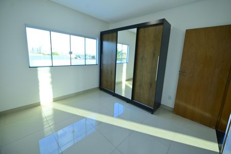 Casa para alugar com 257m², 3 quartos e 4 vagasQuarto 1