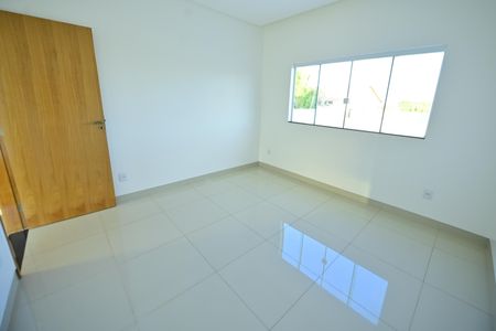 Casa para alugar com 257m², 3 quartos e 4 vagasSuíte