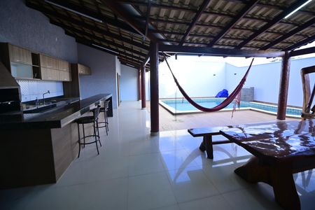 Casa para alugar com 257m², 3 quartos e 4 vagasÁrea comum