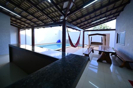 Casa para alugar com 257m², 3 quartos e 4 vagasÁrea comum