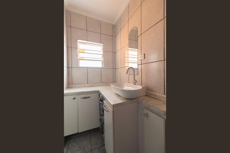 Casa à venda com 90m², 3 quartos e 4 vagasBanheiro da Suíte