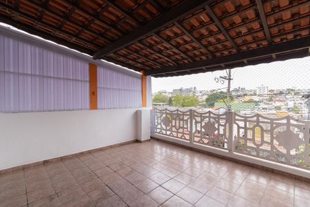 Casa à venda com 90m², 3 quartos e 4 vagasVaranda da Suíte