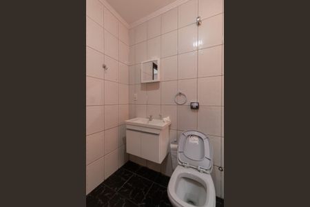 Casa à venda com 90m², 3 quartos e 4 vagasBanheiro 2