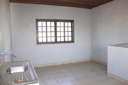 Casa para alugar com 250m², 2 quartos e 3 vagasSala/Cozinha