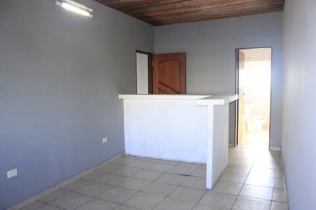 Casa para alugar com 250m², 2 quartos e 3 vagasSuíte