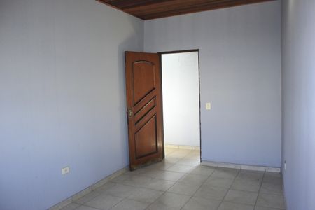 Casa para alugar com 250m², 2 quartos e 3 vagasQuarto