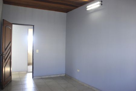 Casa para alugar com 250m², 2 quartos e 3 vagasQuarto