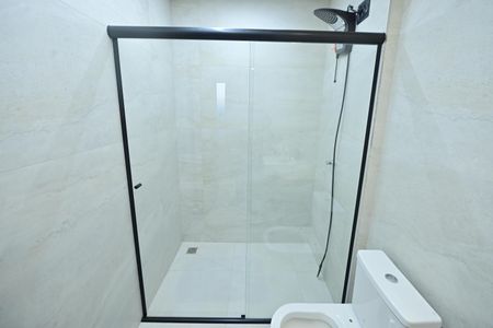 Banheiro de apartamento para alugar com 1 quarto, 44m² em Setor Marista, Goiânia