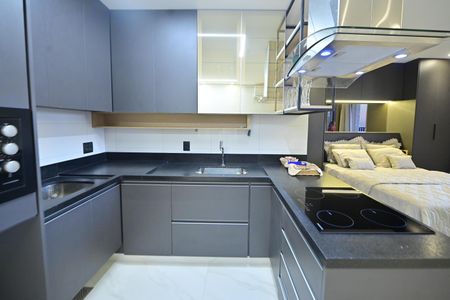 Apartamento à venda com 44m², 1 quarto e 1 vaga Apartamento à venda com 44m², 1 quarto e 1 vagaStudio