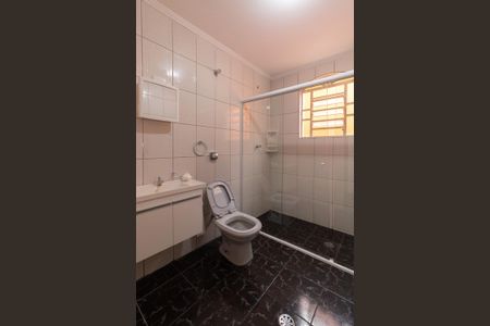 Casa à venda com 70m², 3 quartos e 2 vagasBanheiro 2