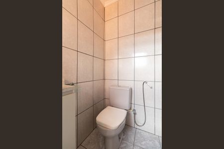 Casa à venda com 70m², 3 quartos e 2 vagasBanheiro da Suíte