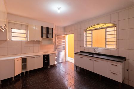 Casa à venda com 70m², 3 quartos e 2 vagasCozinha