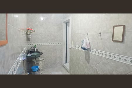 Casa à venda com 100m², 3 quartos e 2 vagas Casa à venda com 100m², 3 quartos e 2 vagasBanheiro da suíte