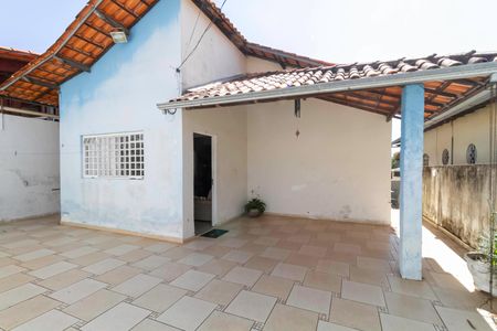 Casa à venda com 100m², 3 quartos e 2 vagas Casa à venda com 100m², 3 quartos e 2 vagasGaragem