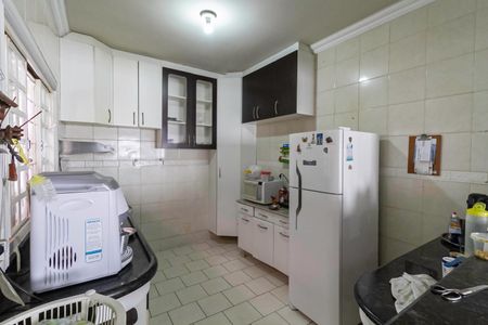 Casa à venda com 100m², 3 quartos e 2 vagas Casa à venda com 100m², 3 quartos e 2 vagasSala/Cozinha