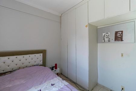 Casa à venda com 100m², 3 quartos e 2 vagas Casa à venda com 100m², 3 quartos e 2 vagasQuarto 2