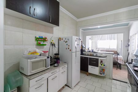 Casa à venda com 100m², 3 quartos e 2 vagas Casa à venda com 100m², 3 quartos e 2 vagasSala/Cozinha