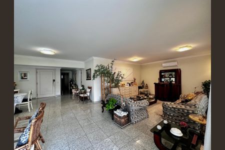 Apartamento à venda com 323m², 4 quartos e 6 vagasSala