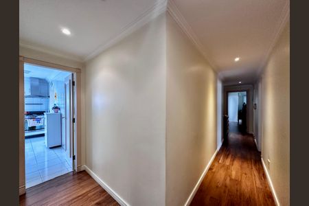 Apartamento à venda com 323m², 4 quartos e 6 vagasCorredor Suítes