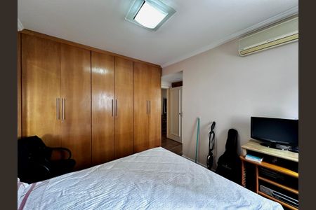 Apartamento à venda com 323m², 4 quartos e 6 vagasSuíte 2
