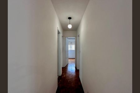 Apartamento à venda com 76m², 3 quartos e 1 vagaCorredor Quartos