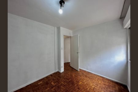 Apartamento à venda com 76m², 3 quartos e 1 vagaQuarto 2
